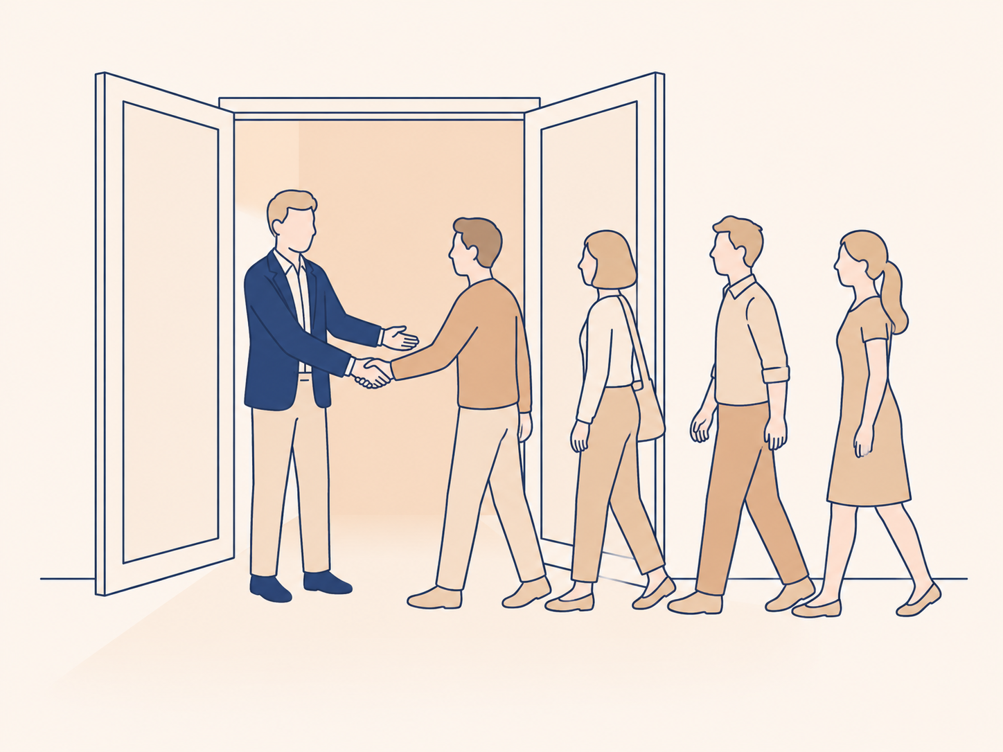 V&aelig;rt i bl&aring; blazer giver h&aring;nd til den f&oslash;rste g&aelig;st i en &aring;ben dobbeltd&oslash;r, mens tre g&aelig;ster g&aring;r mod d&oslash;ren i profil; helt lys, ren baggrund.